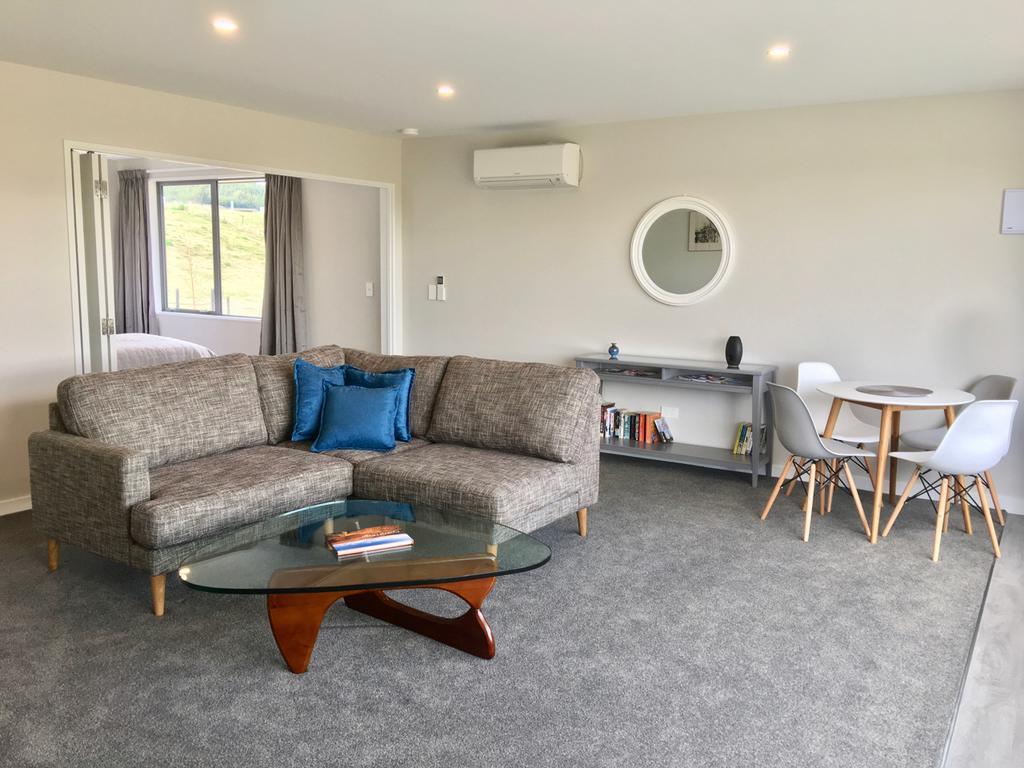 Minaret Ridge Retreat Hotel Wanaka Exterior foto